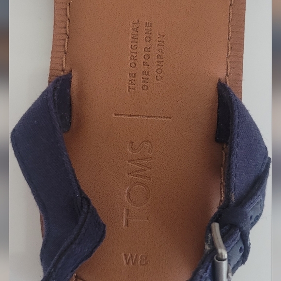 Toms stylish Navy Sandals with Braided Strap - Picture 3 of 5